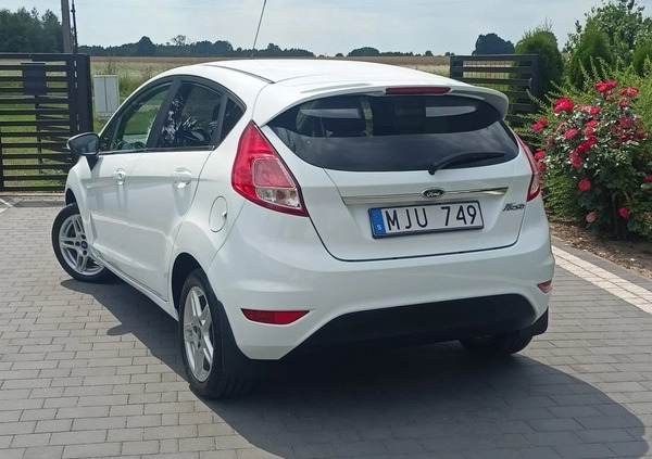 Ford Fiesta cena 26000 przebieg: 131585, rok produkcji 2013 z Chełmno małe 436